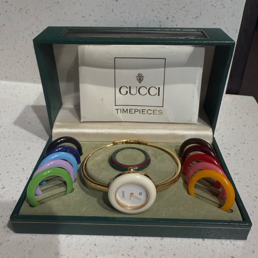 Gucci bezel watch vintage